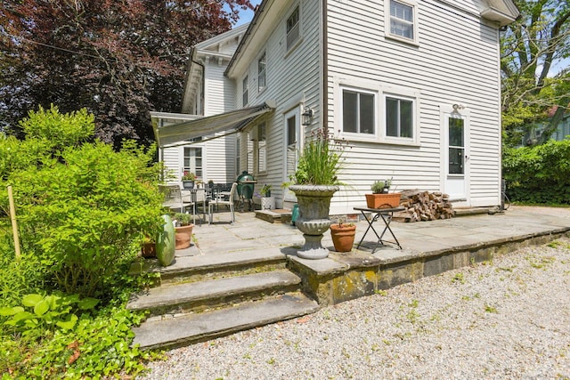 2 Summit St, Stonington, CT 06378 - rear view of house with a patio area