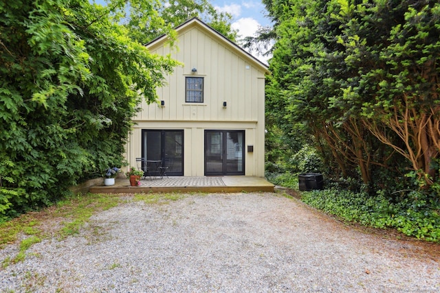 2 Summit St, Stonington, CT 06378 - view of front of home featuring board and batten siding