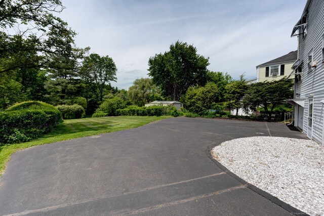 394 Mcclintock St, New Britain, CT 06053 - view of patio
