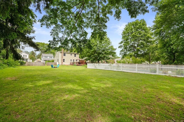 8 Maple Ave, Clinton, CT 06413 - view of yard