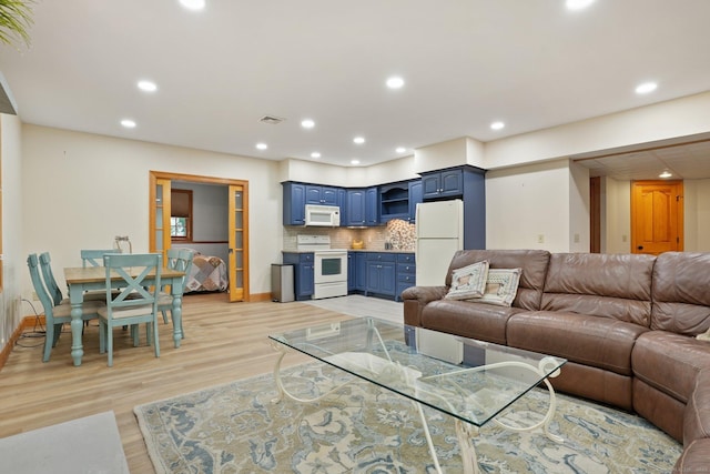 36 Fox Mdw, Marlborough, CT 06447 - living room featuring light wood finished floors, recessed lighting, and baseboards