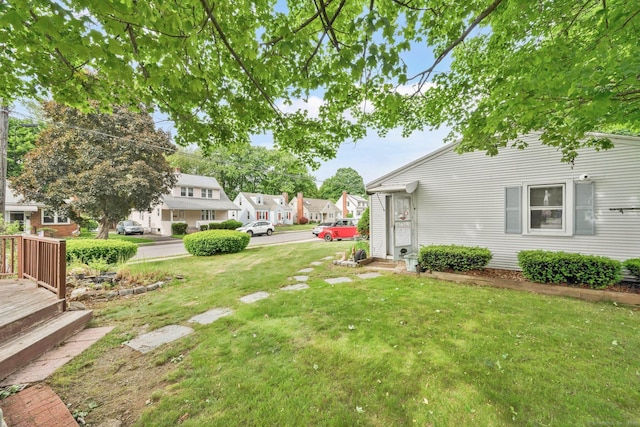 151 Mckee St, Manchester, CT 06040 - view of grassy yard featuring a residential view