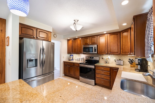 176 Prospect Hill Rd, Colchester, CT 06415 - kitchen with stainless steel appliances, a sink, recessed lighting, light tile patterned floors, and backsplash