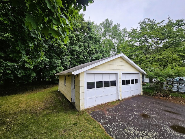 30 Hardwood Rd, Plainville, CT 06062 - view of detached garage