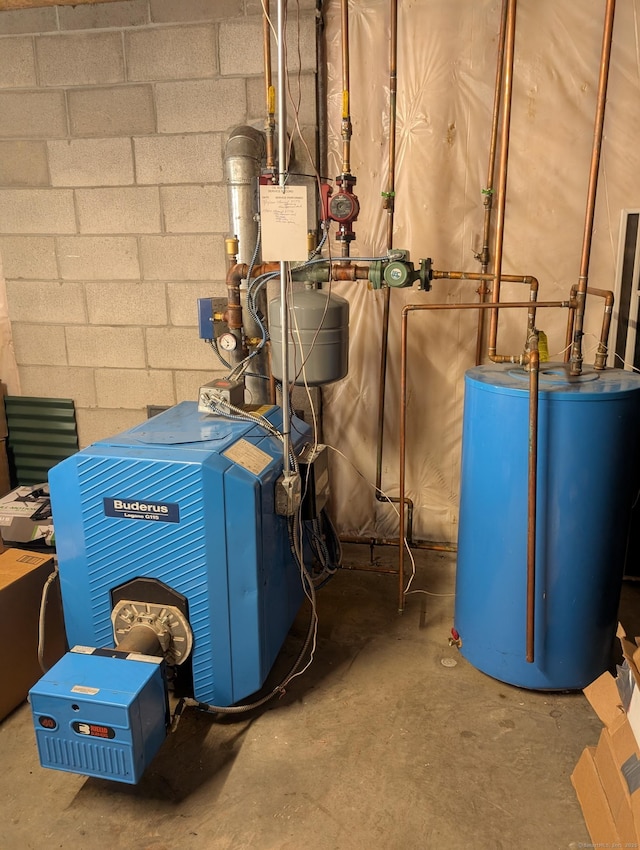 35 Snake Meadow Rd, Killingly, CT 06239 - utility room featuring water heater