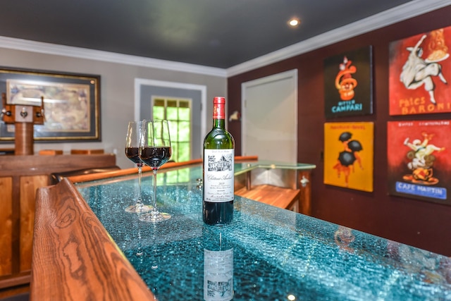 10 Heritage Way, Barkhamsted, CT 06063 - bar area with crown molding and recessed lighting
