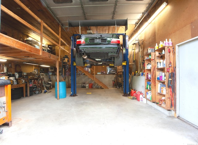 115B Torrington Ave, Canton, CT 06019 - garage featuring a workshop area