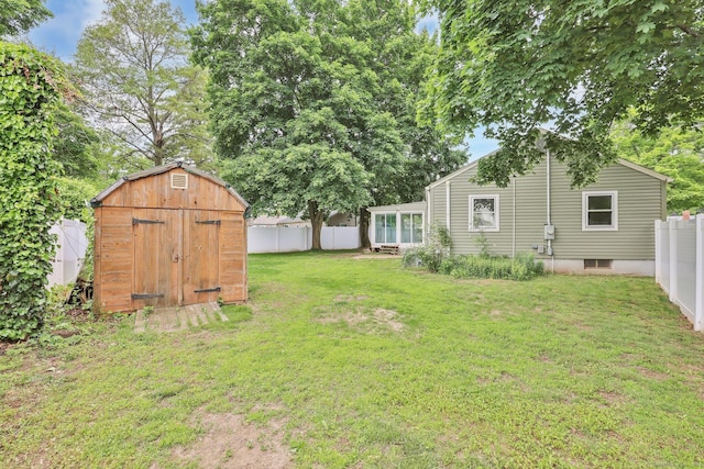 21 Enfield St, Windsor Locks, CT 06096 - view of yard