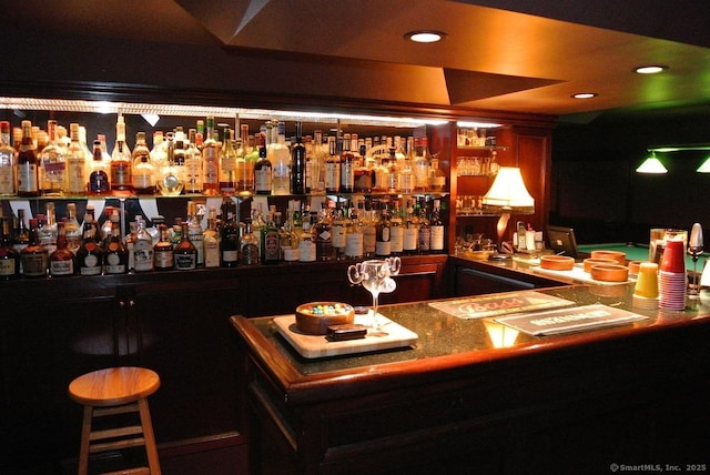 175 Tokeneke Dr, North Haven, CT 06473 - indoor bar with recessed lighting
