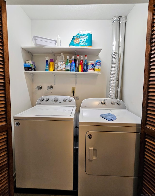 42 Village Rd Unit 42, Southington, CT 06489 - laundry room with washing machine and dryer