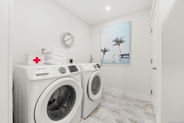 27 Quarry Rd, Stonington, CT 06355 - laundry room featuring washing machine and clothes dryer, baseboards, and recessed lighting