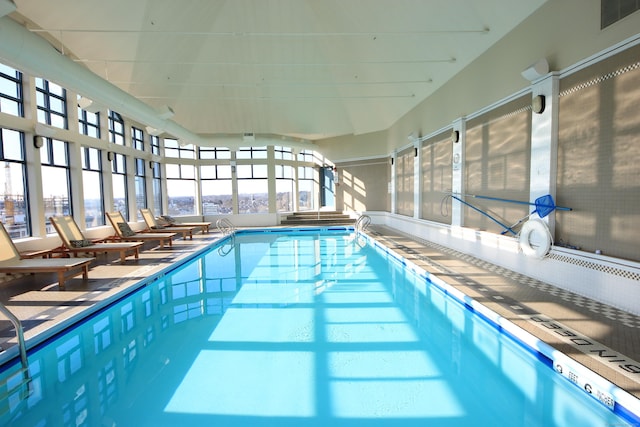 25 Forest St Unit 10B, Stamford, CT 06901 - view of indoor community pool