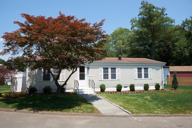 10 Crescent Park Rd, Westport, CT 06880 - view of front of home with a front lawn and crawl space