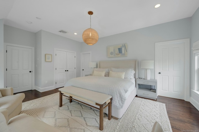 6 Prescott Ln, Greenwich, CT 06830 - bedroom with dark wood finished floors, recessed lighting, baseboards, and a closet