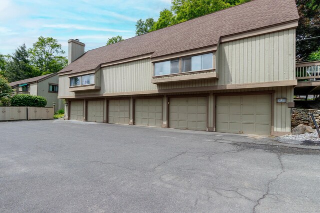 21 Heritage Vlg Unit B, Southbury, CT 06488 - view of garage