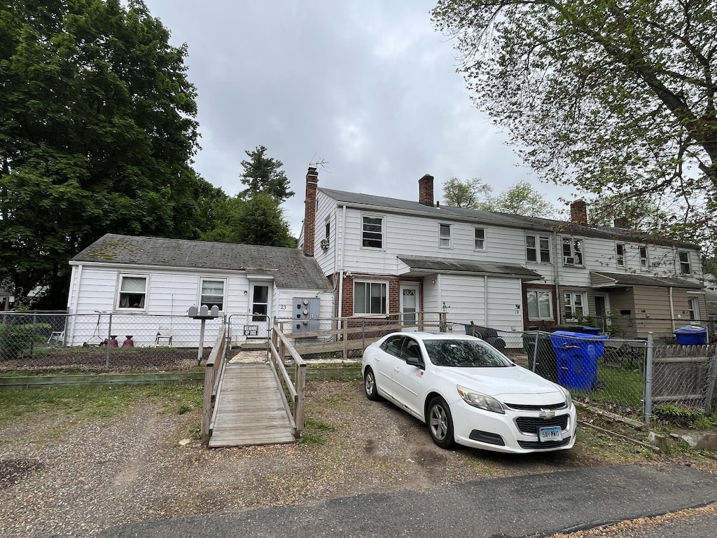 19 Outlook St, East Hartford, CT 06108 - photo 1