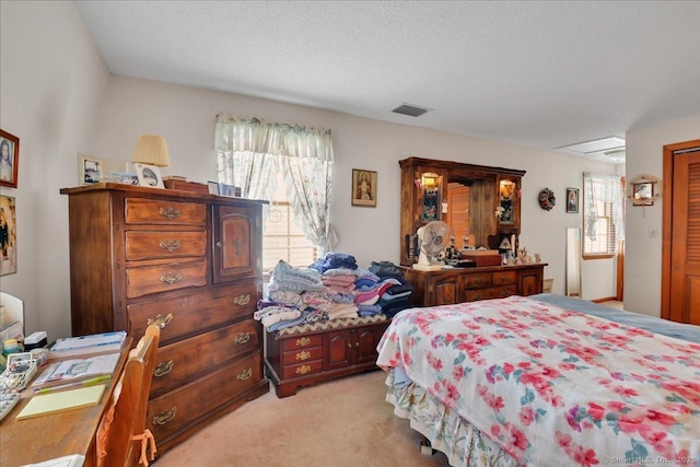 79 Carriage Dr E, Meriden, CT 06450 - bedroom with light carpet