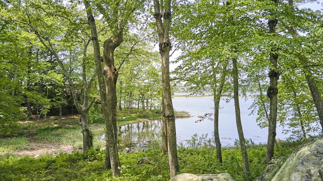 28 Money Point Rd, Stonington, CT 06355