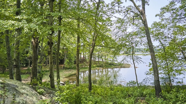 28 Money Point Rd, Stonington, CT 06355