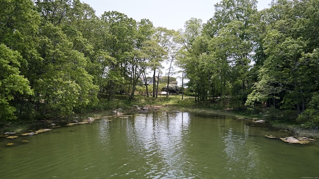 28 Money Point Rd, Stonington, CT 06355