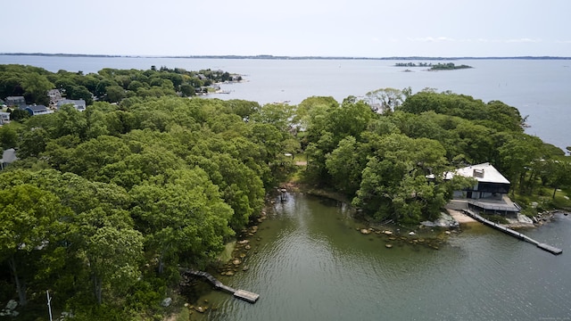 28 Money Point Rd, Stonington, CT 06355