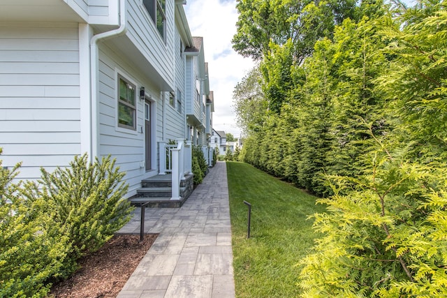 1 Howard Ave Unit C2, Norwalk, CT 06855 - view of grassy yard