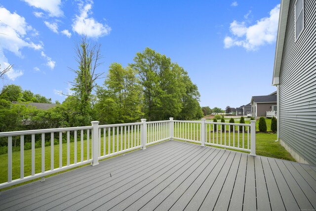 14 Fiddlehead Pl, Suffield, CT 06078 - deck with a lawn