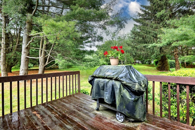 20 Canterbury Rd Unit 20, Hamden, CT 06514 - wooden deck featuring area for grilling and a lawn