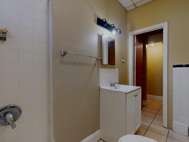 24 Townley St, Hartford, CT 06105 - bathroom with tile patterned flooring, toilet, and vanity