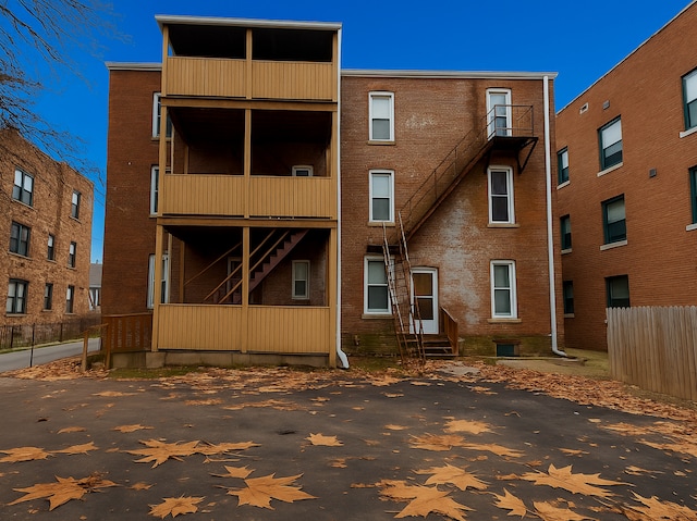 24 Townley St, Hartford, CT 06105 - view of apartment building / complex with stairway and entry steps