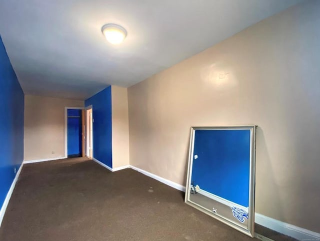 24 Townley St, Hartford, CT 06105 - empty room featuring baseboards and carpet