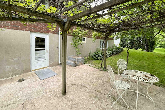 92 Milardo Ln, Middletown, CT 06457 - view of patio featuring a pergola