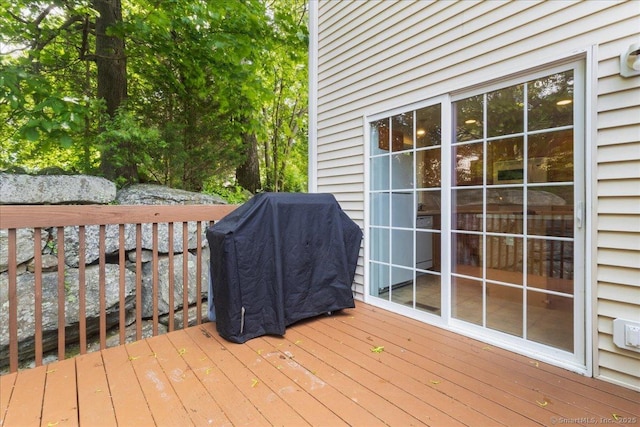 25 Briar Ln Unit 25, Norwich, CT 06360 - deck with area for grilling