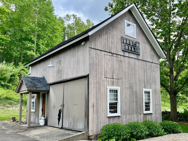 70 River Rd, East Haddam, CT 06423 - view of property exterior