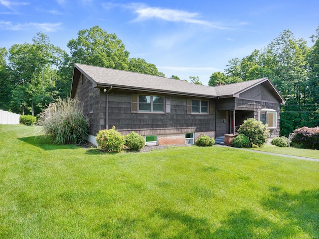 39 Harned Pl, Trumbull, CT 06611