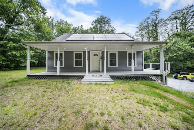 108 Hamburg Rd, Lyme, CT 06371 - country-style home featuring a porch and a front yard