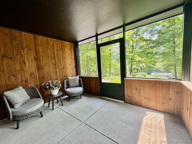 687 Sprout Brook Rd, Putnam Valley, NY 10579 - view of sunroom / solarium