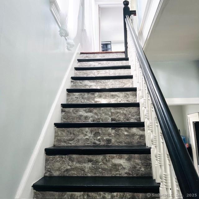 22 Webb St, Hamden, CT 06517 - view of stairway