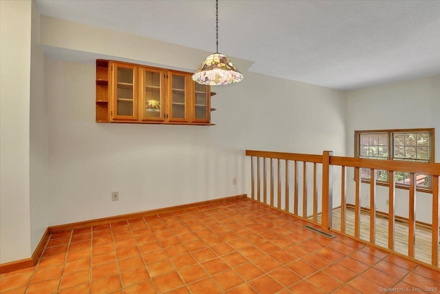 10 Crown Rdg Unit 10, Newington, CT 06111 - tiled spare room featuring baseboards