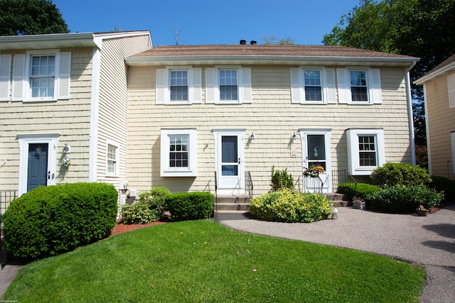 14 Hubbard Run Dr Unit 14, Glastonbury, CT 06033 - colonial inspired home with a front yard