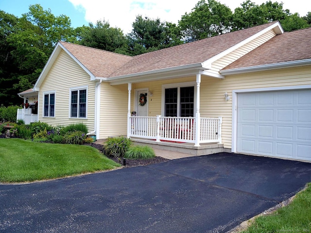 4 Bluebird Ln Unit 4, Killingly, CT 06241 - photo 1