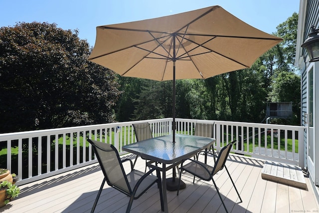 108 Northwood Dr, Easton, CT 06612 - deck with outdoor dining area