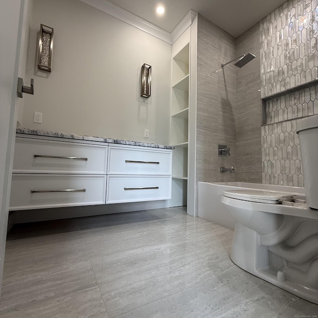 20 N Lake Shore Dr, Brookfield, CT 06804 - full bath featuring bathtub / shower combination, toilet, and ornamental molding