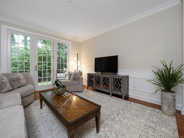 10 Wilton Hls Unit 10, Wilton, CT 06897 - living area with crown molding, wood finished floors, and wainscoting