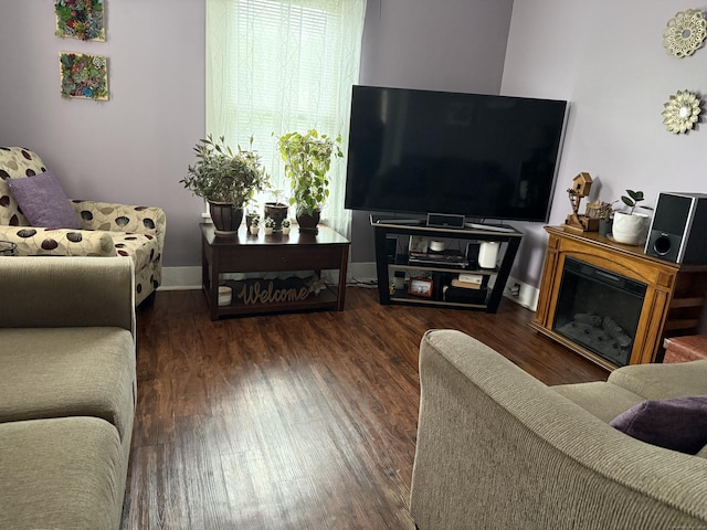 39 Swain Ave, Meriden, CT 06450 - living room featuring wood finished floors and baseboards