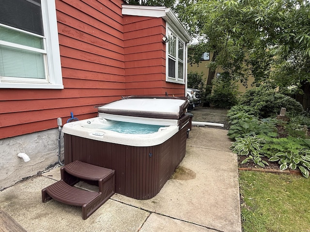 39 Swain Ave, Meriden, CT 06450 - view of patio / terrace featuring a hot tub