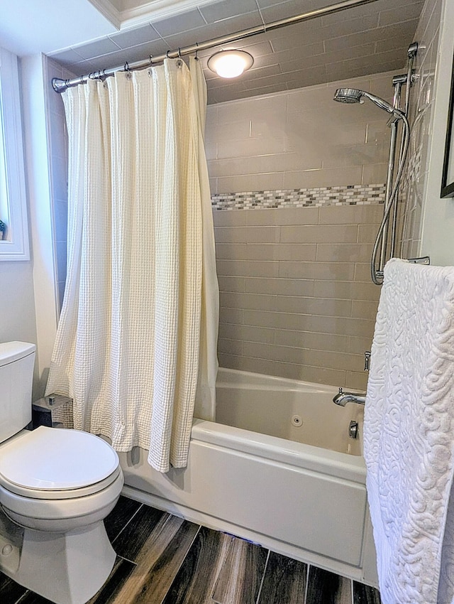 1036 Heritage Vlg Unit A, Southbury, CT 06488 - full bath featuring shower / tub combo, toilet, and wood finished floors