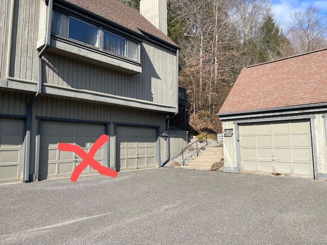 1036 Heritage Vlg Unit A, Southbury, CT 06488 - view of garage