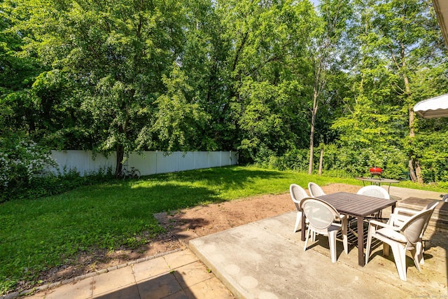45 Valley Rd, Hamden, CT 06514 - view of patio / terrace with outdoor dining area