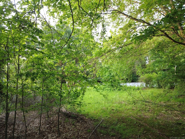 9 Newton Pl, Norwich, CT 06360